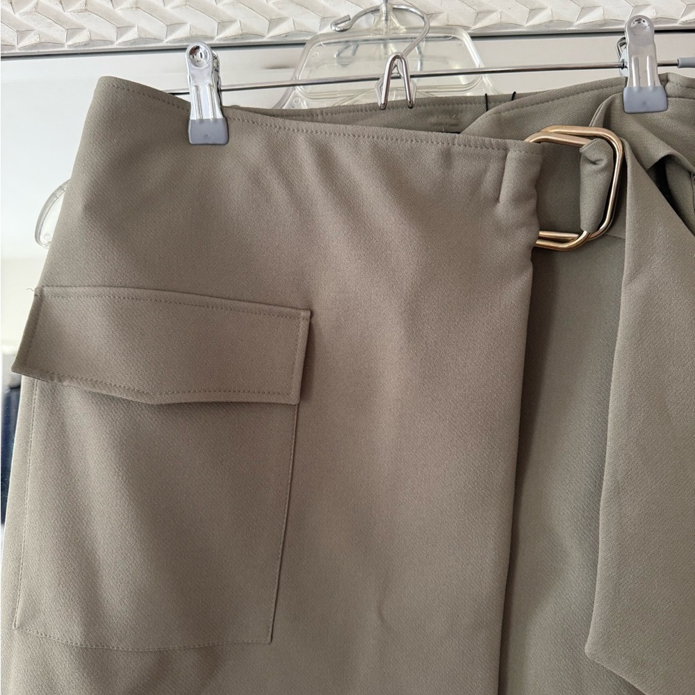 Zara Olive Green Mini Skirt with Belt Detail